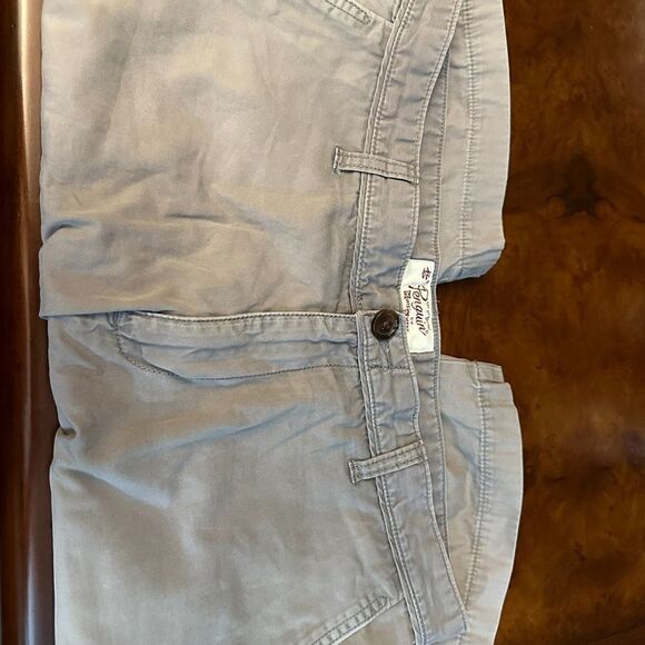 The Original Penguin Men's Grey Shorts Size 36 - Picture 6 of 14